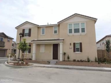 Main picture of 685 Huron Pl