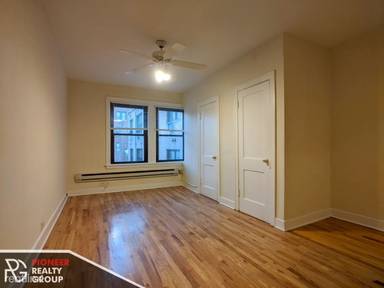 Main picture of 540 W Wellington Ave