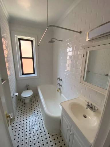 Main picture of 31 Pondfield Rd W