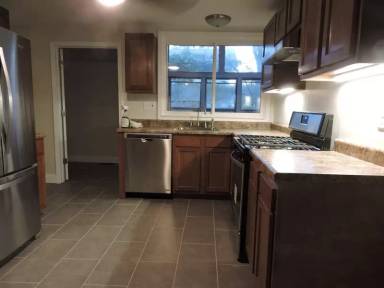 Main picture of 202 Cayuga St