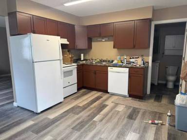 Main picture of 174 Williams Ave