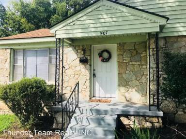 Main picture of 1403 Sheffield Rd