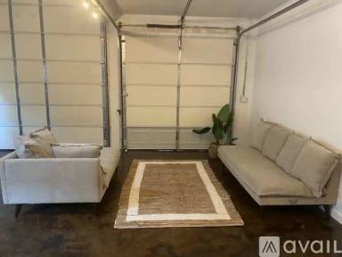 Main picture of 4203 Lakewood Rd
