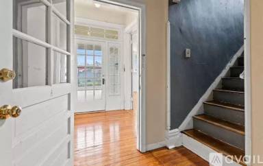 Main picture of 219 S Main St