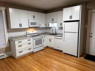 Main picture of 12 Webster St