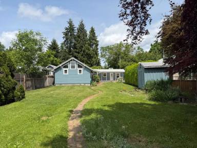 Main picture of 1745 W 14th Ave