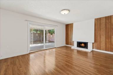 Main picture of 2214 Silverbay Ave