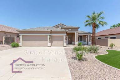 Main picture of 3430 E Clark Ct