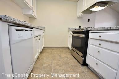 Main picture of 1052 Clinton Rd