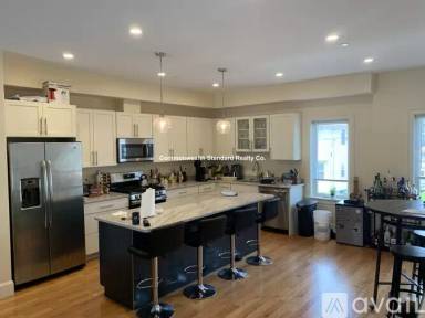 Main picture of 4 - 10 Cufflin St