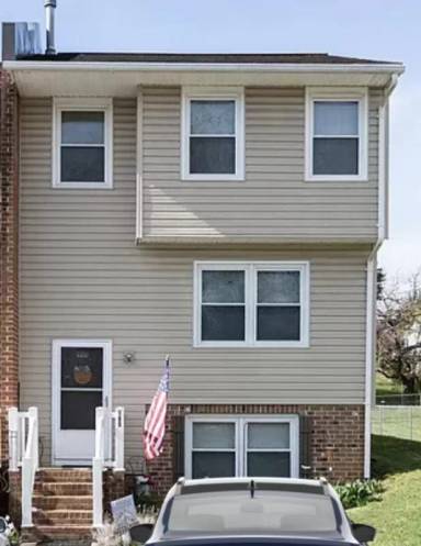 Main picture of 165 Wakefield Pl