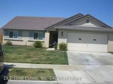Main picture of 670 Kensington Cir