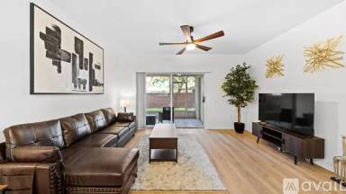 Main picture of 12444 Berkeley Square Dr