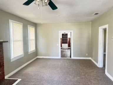 Main picture of 2220 Faws St