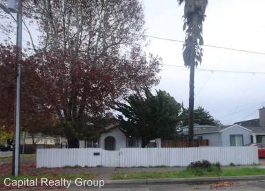 Main picture of 130 Lighthouse Ave