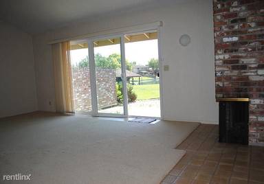 Main picture of 3608 S Merrimac Cir