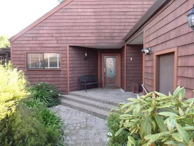 Main picture of 1320 North St