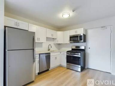 Main picture of 118 Greenleaf St
