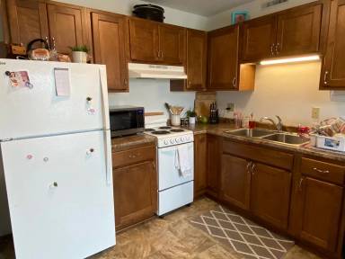 Main picture of 105 Jewel Dr