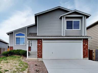 Main picture of 4898 Chariot Dr