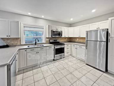 Main picture of 1116 Woodmont Ave