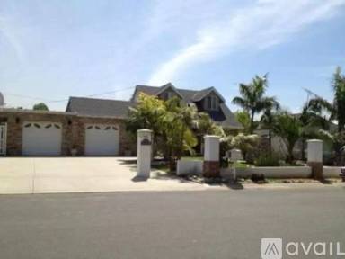 Main picture of 13552 Sussex Pl