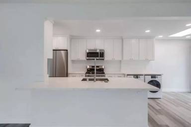 Main picture of 1089 Neptune Ave