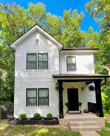 Main picture of 1600 Byrum St