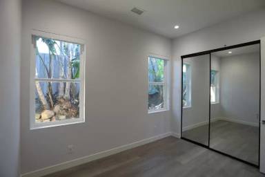 Main picture of 445 Avenida Primavera