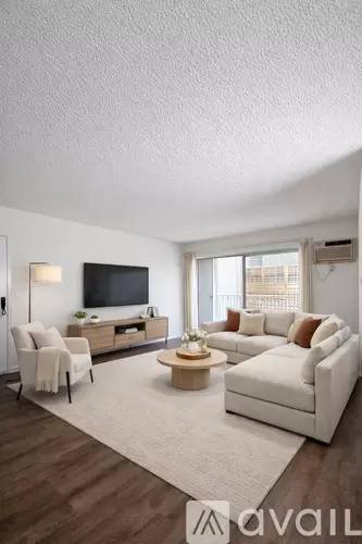 Main picture of 1027 N Ogden Dr