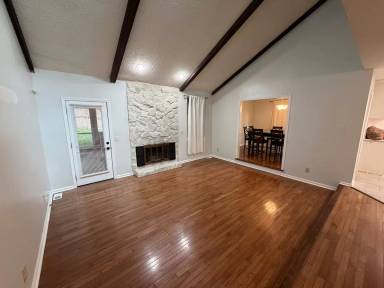 Main picture of 6817 River Ridge Dr