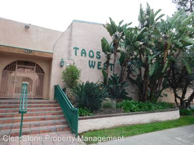 Main picture of 7924 Woodman Ave