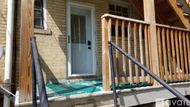 Main picture of 1 Poplar Ave