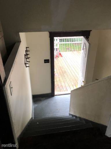 Main picture of 234 Lora Ave