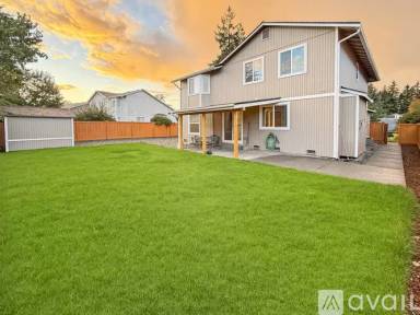 Main picture of 2622 174th St E
