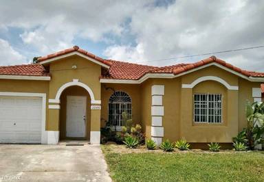 Main picture of 22402 SW 125th Ave