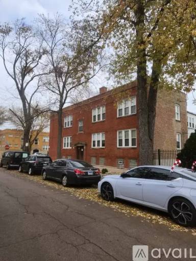 Main picture of 3055 N Lockwood Ave