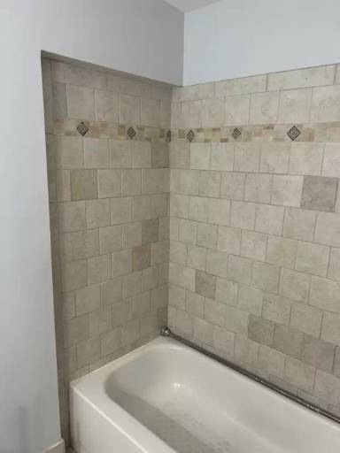 Main picture of 121 E Randall St