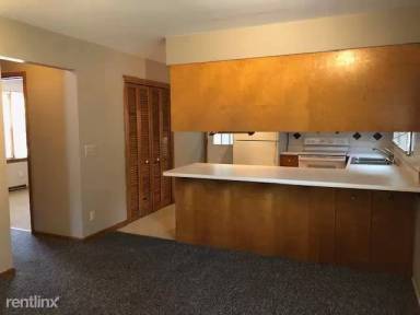 Main picture of 610 Greenwood Dr