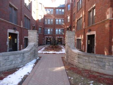 Main picture of 2419 W Pratt Blvd