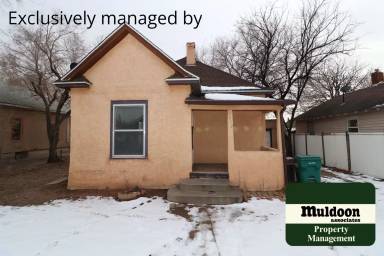 Main picture of 1012 E 7th St