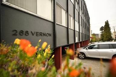 Main picture of 268 Vernon St