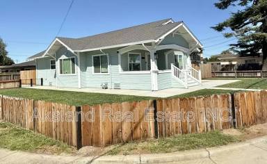 Main picture of 4701 Elm St