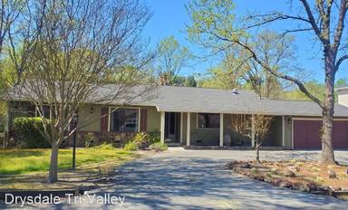 Main picture of 2129 Youngs Ct
