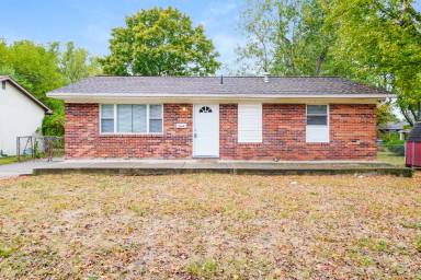 Main picture of 1422 Weldon Ave