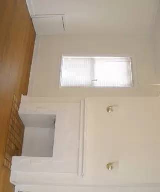 Main picture of 2830 E 130th St