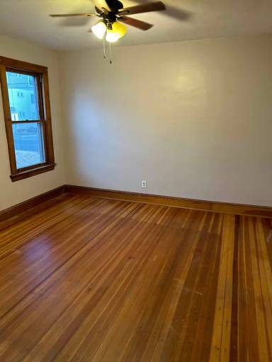 Main picture of 32 Allen St