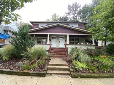 Main picture of 942 Sherman St SE