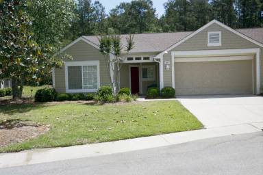 Main picture of 61 Zubler St
