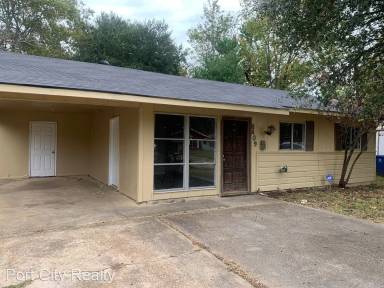 Main picture of 8405 David Dr